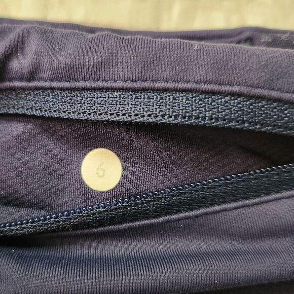 Lululemon Run Speed Shorts Size 6 - Picture 3 of 4